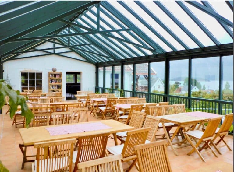Smaken av Sognefjorden i glass og ramme – Verandas stolthet hos Ciderhuset